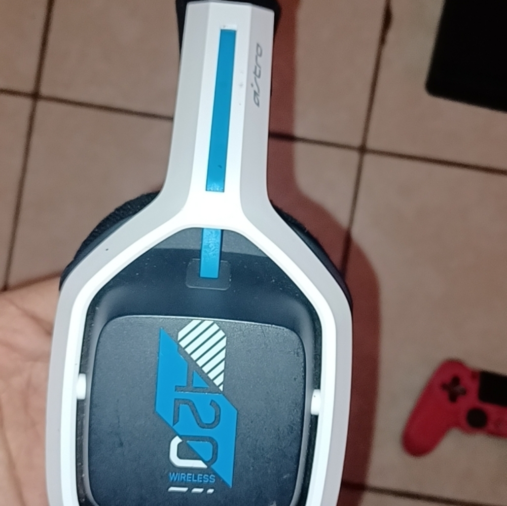 Playstation 4 / a20 headset / Ps4 controller - Picture 3 of 4